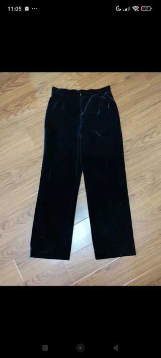 Pantalón terciopelo y calcetines lana