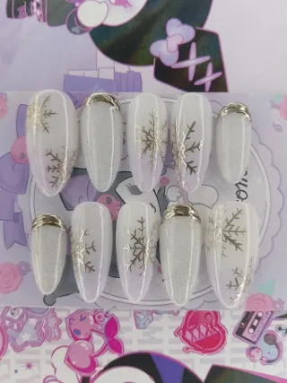 Uñas press on navidad