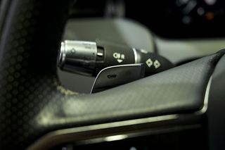 Land-Rover Discovery Sport 1.5 I3 PHEV 309PS AWD Auto RDynamic SE