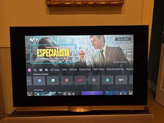 TV BeoVision7 y Mando Beo4 B&O