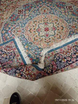 Tappeto persiano antico in condizioni perfette