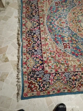 Tappeto persiano antico in condizioni perfette