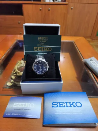 Reloj Seiko Kinetic GMT Diver's Watch .