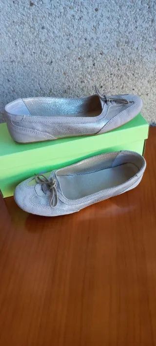 Sabrinas beige/plata talla 37