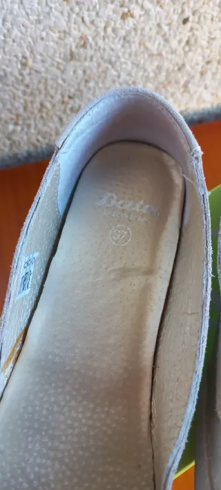 Sabrinas beige/plata talla 37