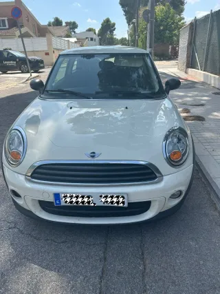 MINI Mini 2012