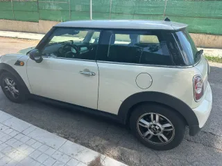 MINI Mini 2012