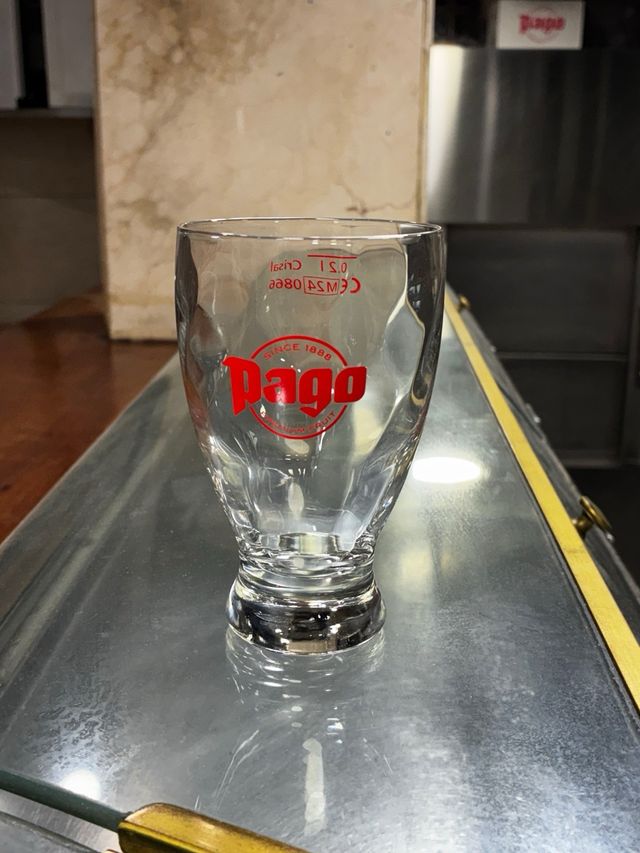 Set di vari tipi di bicchieri