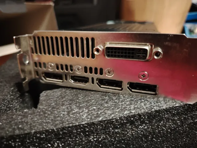 Tarjeta Gráfica Nvidia GTX 960 2GB GDDR5