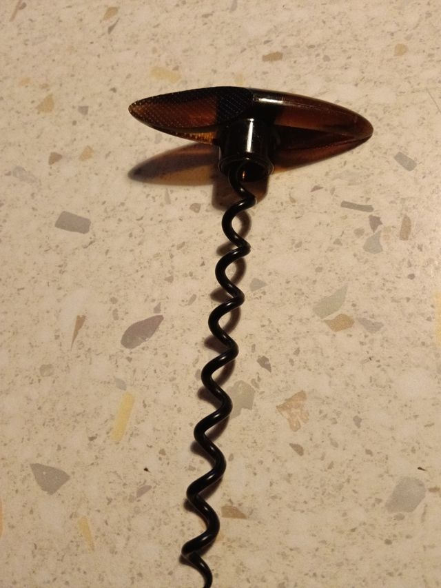 Piccolo apribottiglie vintage