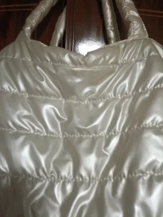 Bolso acolchado plateado