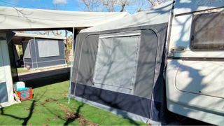 Caravana en Camping Creixell