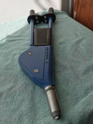 Remachadora Gesipa hn2