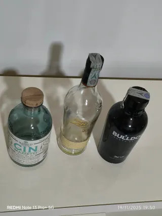 Bottiglie vuote Gin Mazzetti, Zacapa, Bulldog