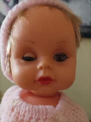 Muñeca antigua con chupete