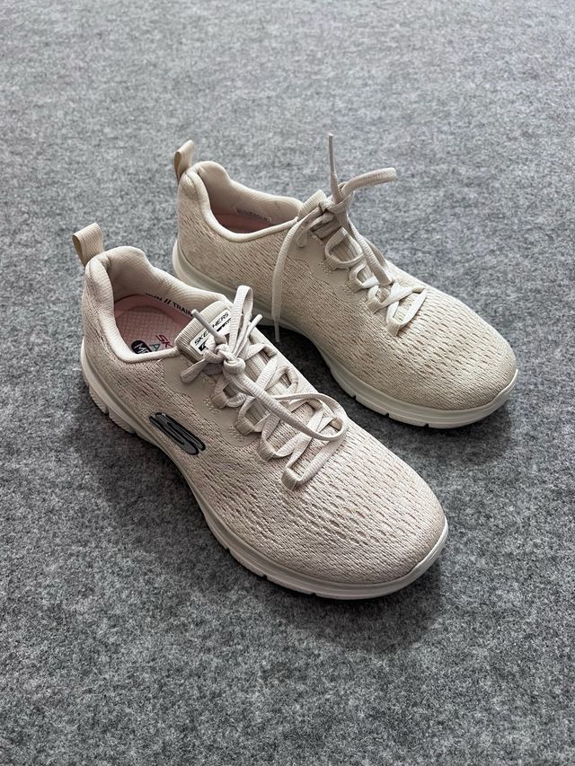 Zapatillas Skechers Flex Lite Beige