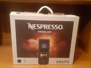 Cafetera Nespresso Krups Essenza Mini