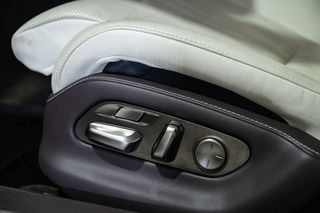 Lexus LS   500h Luxury Art Wood LWhite