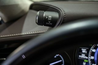 Lexus LS   500h Luxury Art Wood LWhite