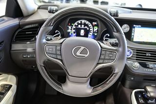 Lexus LS   500h Luxury Art Wood LWhite