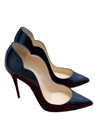 Zapatos Christian Louboutin Hot Chick Negro Charol