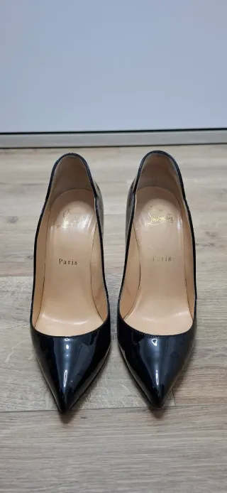 Zapatos Christian Louboutin Hot Chick Negro Charol