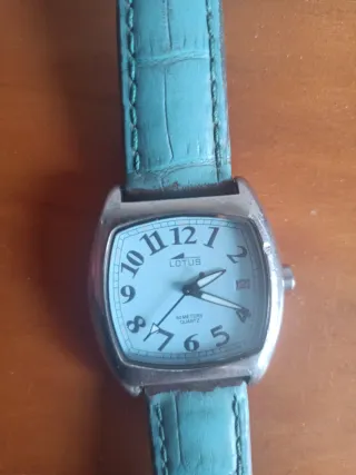 Reloj Lotus Plata y Turquesa