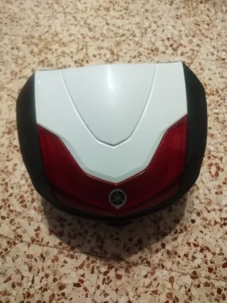 Baúl para moto Yamaha