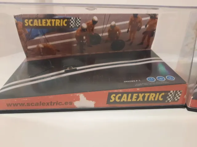 Scalextric 3 urnas coches