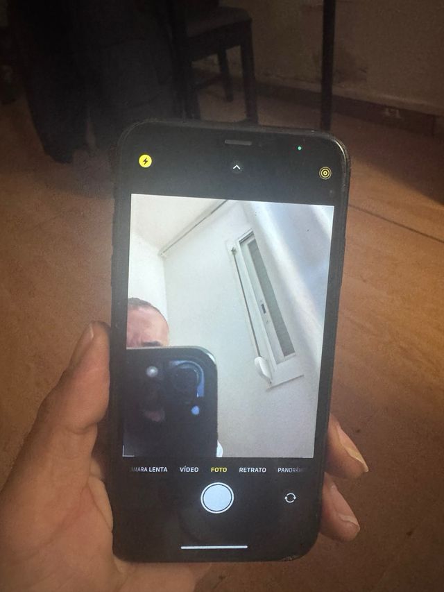 iPhone XR 128GB Libre iCloud Negro