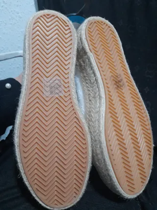 Zapatos blancos con plataforma Neuvos sin usar