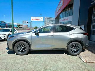 Lexus NX 350h Premium 2WD