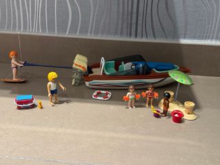 Lancha Motora Playmobil con Accesorios