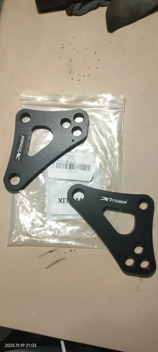 Enlace suspensión Honda Varadero XL1000