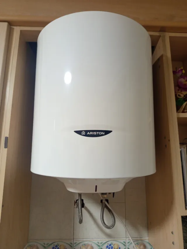 Termo eléctrico Ariston 50L