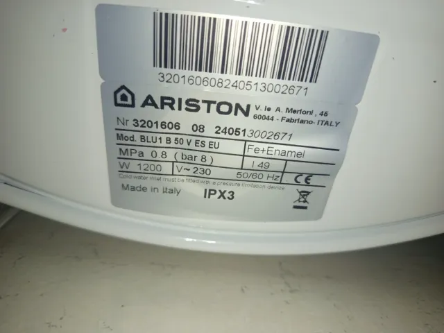 Termo eléctrico Ariston 50L