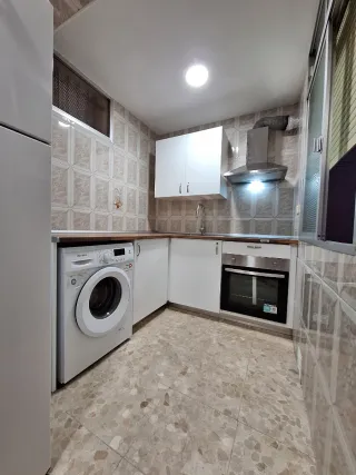 Montador de muebles de cocina armarios puertas..