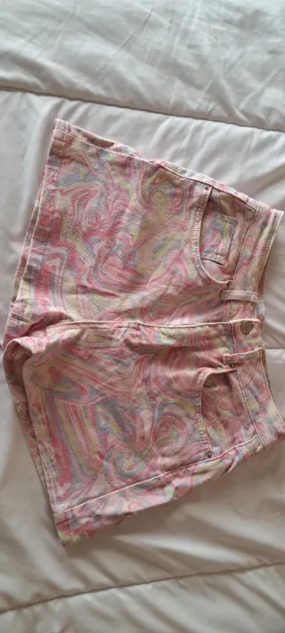 Pantalones cortos estampados multicolor