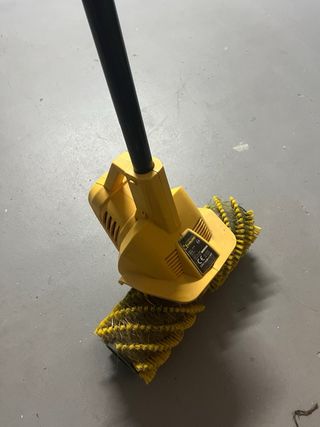 Barredora césped artificial Garland