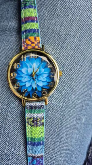 Reloj Mujer Flor Azul y Dorado