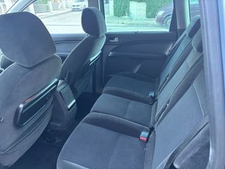 Vendo ford focus cMax del 2006 en muy buen estado