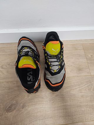 NEGOCIABLE!! Zapatillas Salewa Trail Running