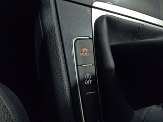 Volkswagen Golf Advance