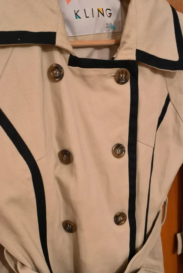 Gabardina Kling Beige y Negra Mujer