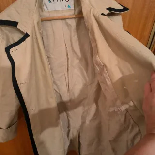 Gabardina Kling Beige y Negra Mujer