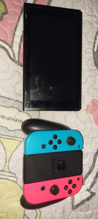 Nintendo Switch + Juegos y Accesorios