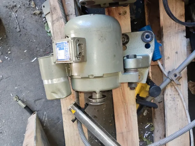 Máquina de coser Sigma industrial