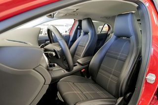 Mercedes GLA MERCEDES-BENZ  GLA 200 d Urban