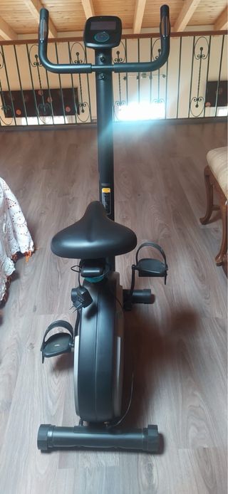 Bicicleta Estática Essential 06 - Casi Nueva