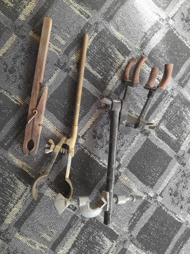 Set vintage attrezzature laboratorio